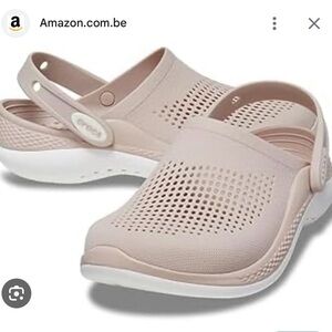 CROCS Women's Light Pink Clogs